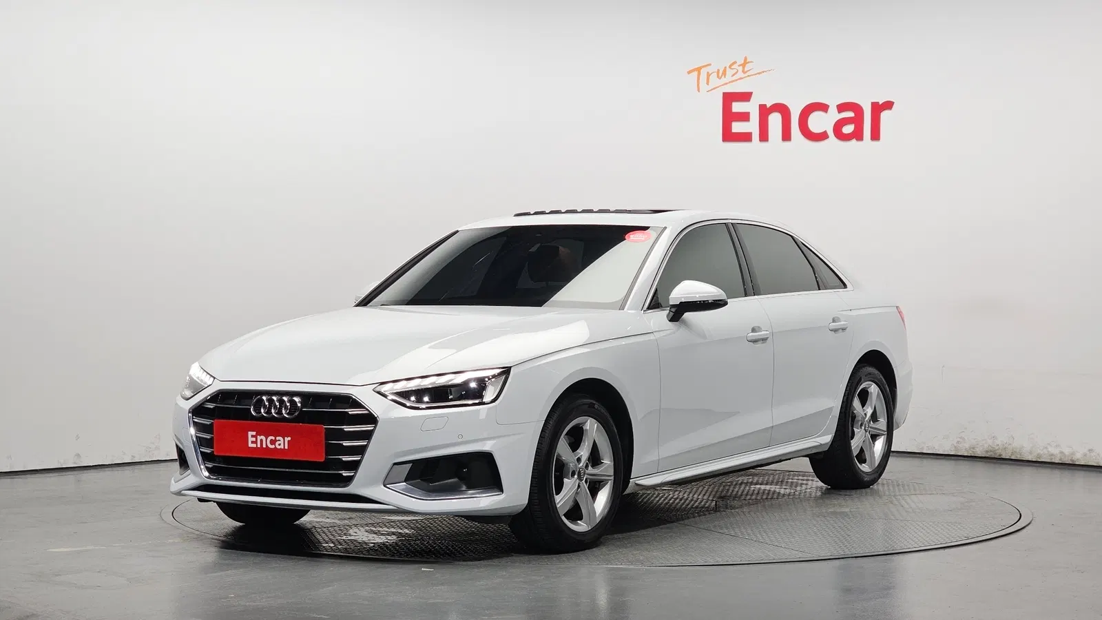 Audi A4 (B9) 35 TDI 2021 — photo 1 sur 26