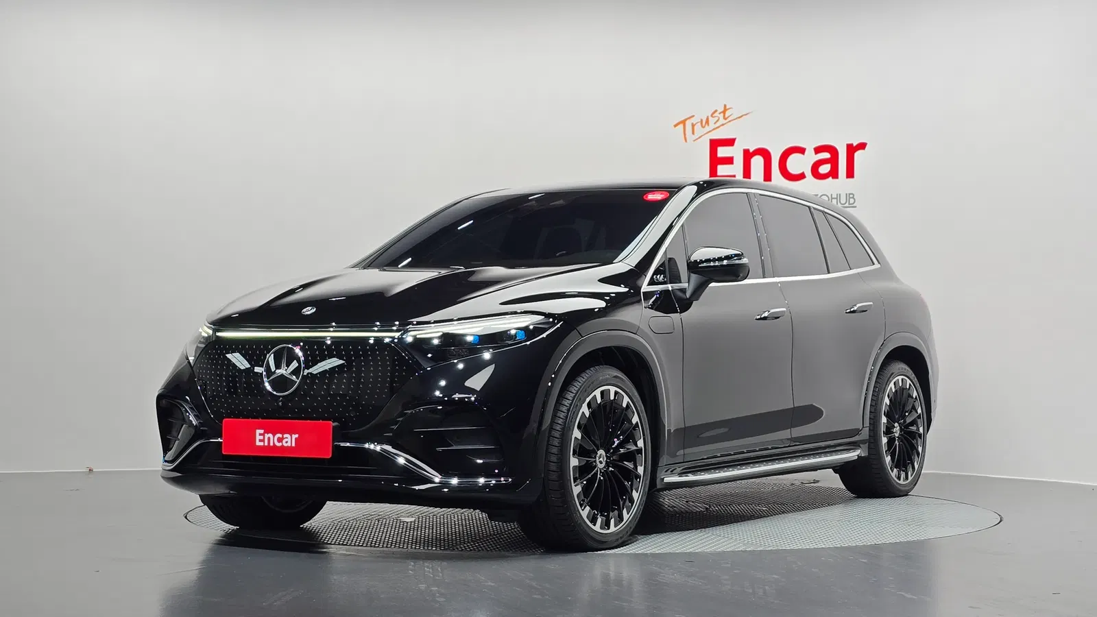 Mercedes-Benz EQS EQS580 4MATIC SUV (X296) 2024 — photo 1 sur 20