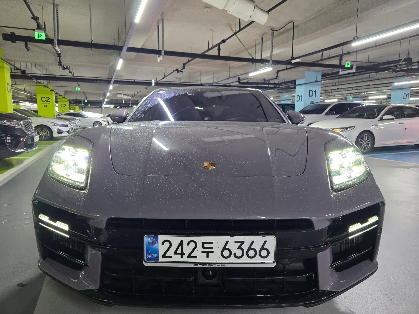 Porsche Panamera (976) 2.9 AWD E-Hybride 2025 — photo 1 sur 20