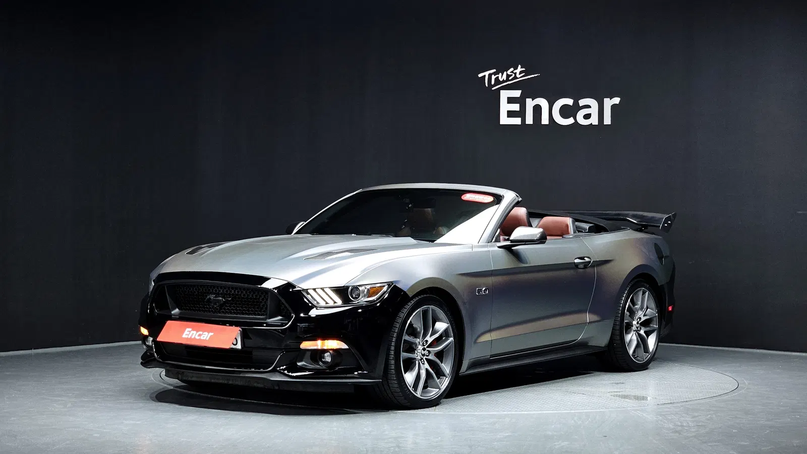 Ford Mustang GT Convertible 2017 — photo 1 sur 33