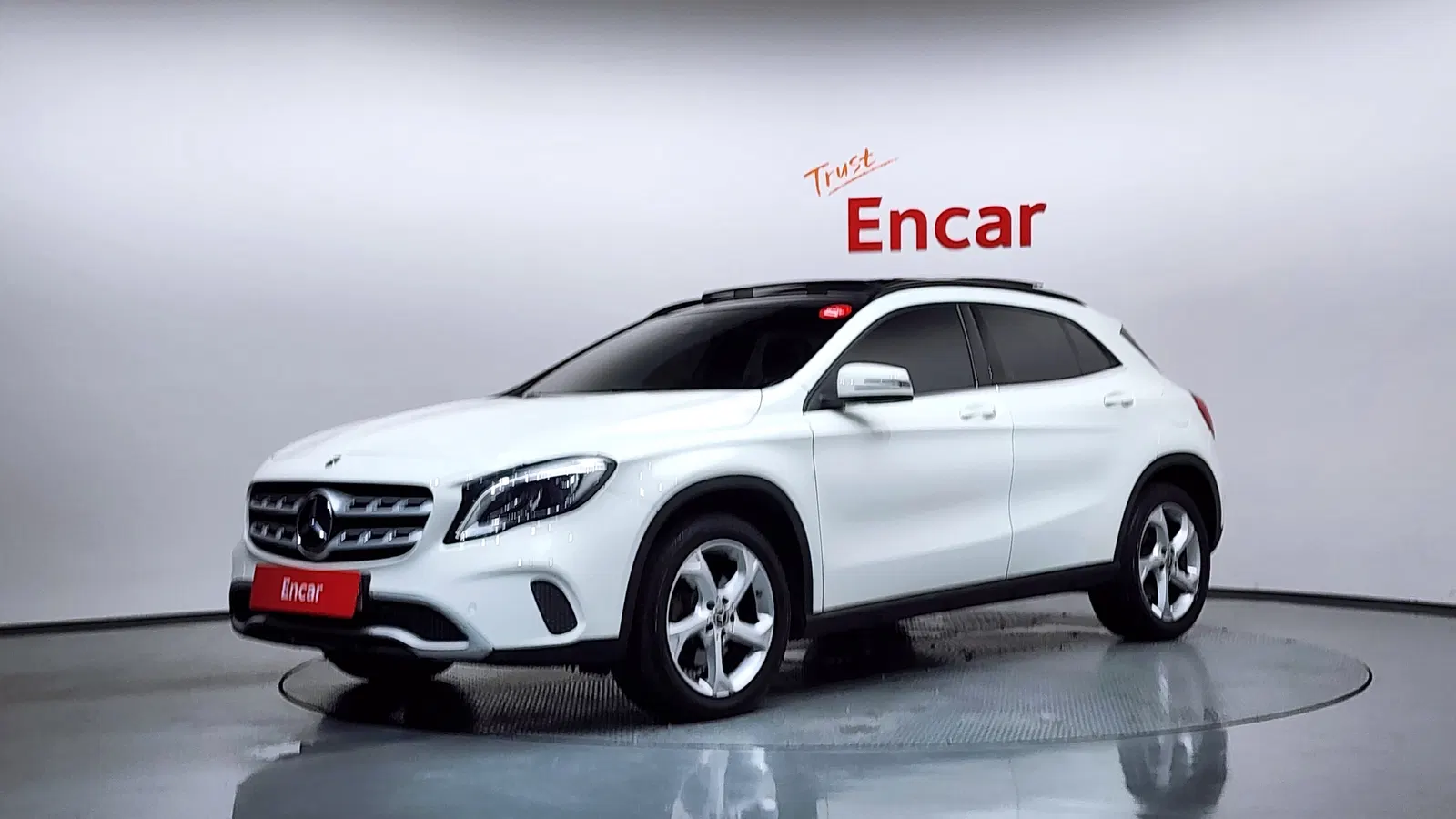Mercedes-Benz GLA GLA220 (X156) 2018 — photo 1 sur 30