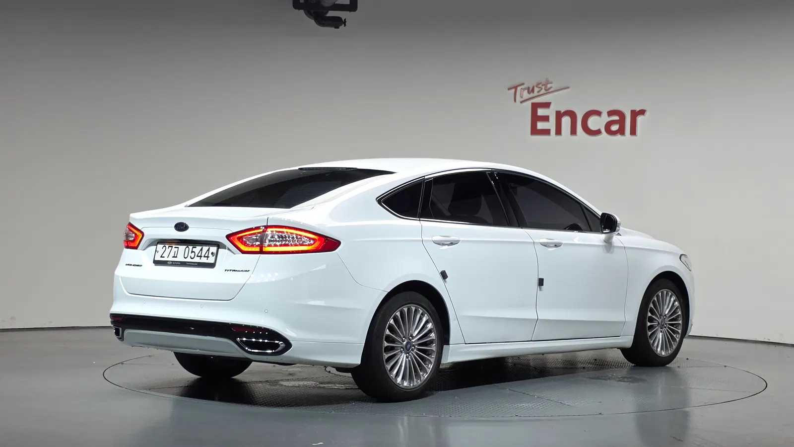 Ford Mondeo 4e génération 2.0 Titanium 2016 — photo 1 sur 35