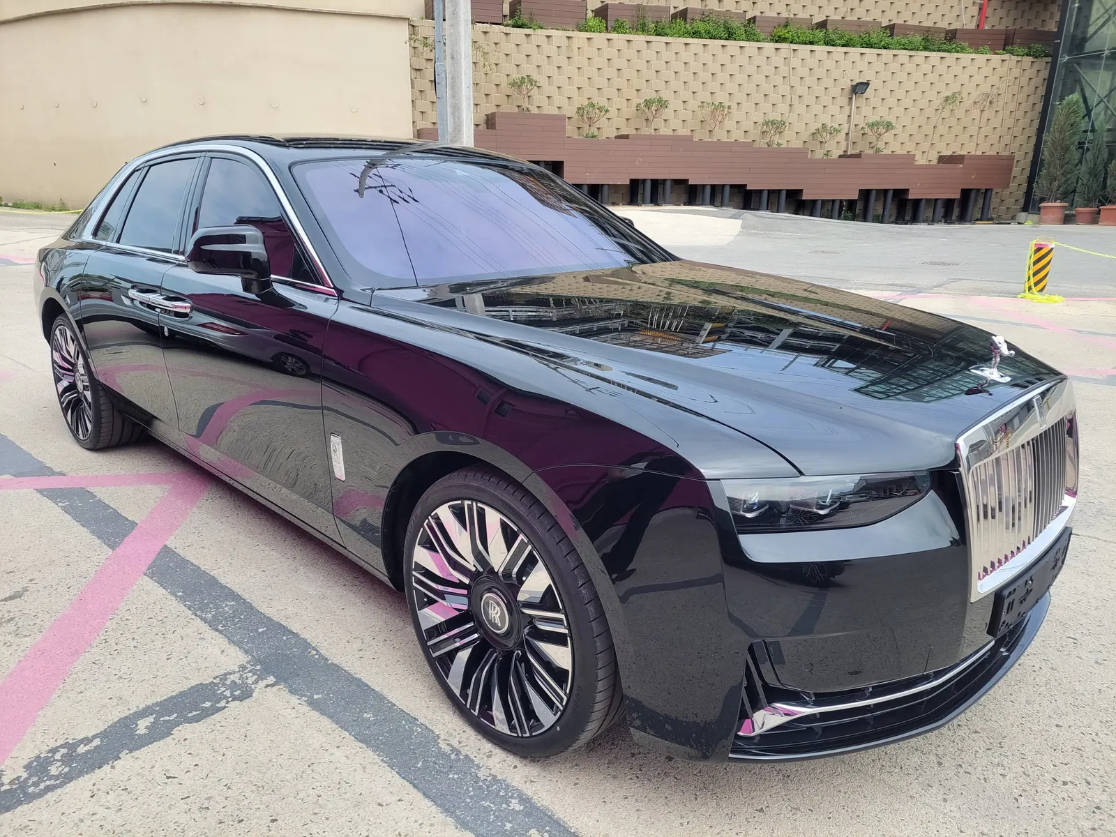 Rolls-Royce Ghost 2e génération 6.7 V12 2026 importée par Kaizen Motors