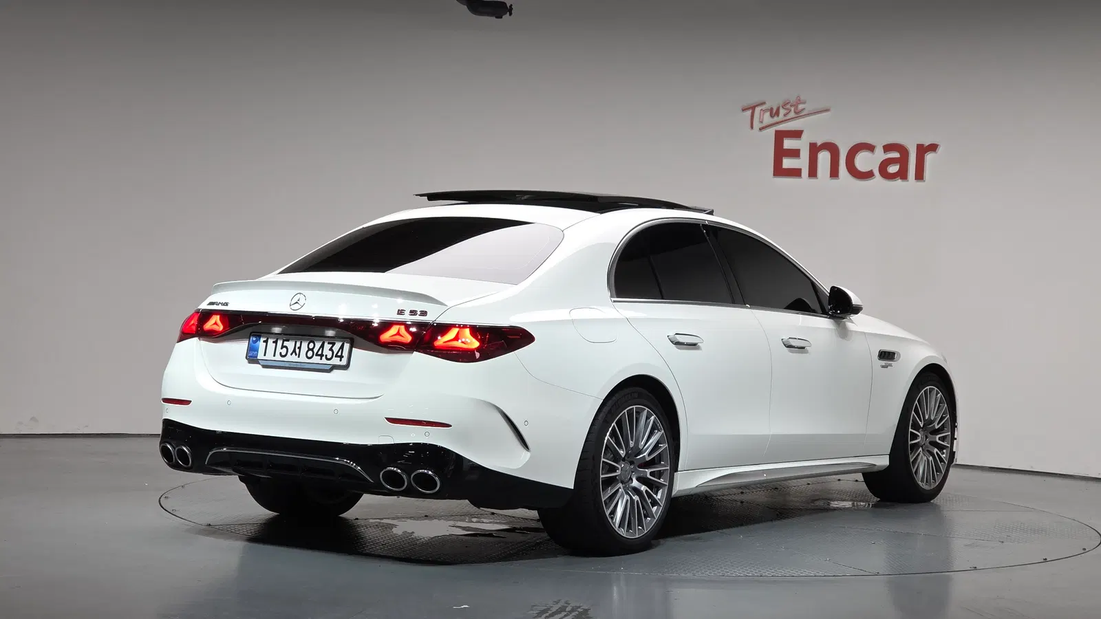 Mercedes-AMG Classe E E53e 4MATIC+ (W214) 2025 — photo 1 sur 36