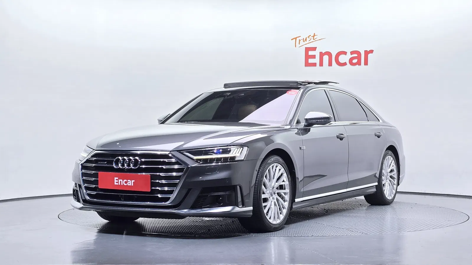 Audi A8 (D5) 55 TFSI Quattro LWB 2020 — photo 1 sur 45