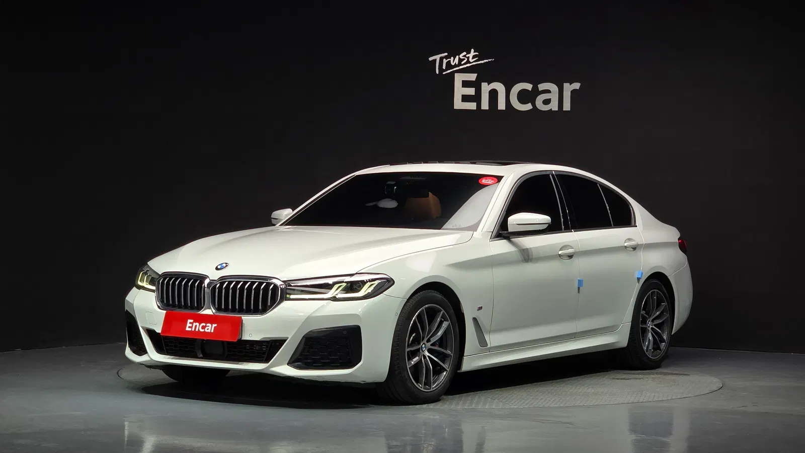 BMW Série 5 (G30) 520i M Sport 2022 — photo 1 sur 34
