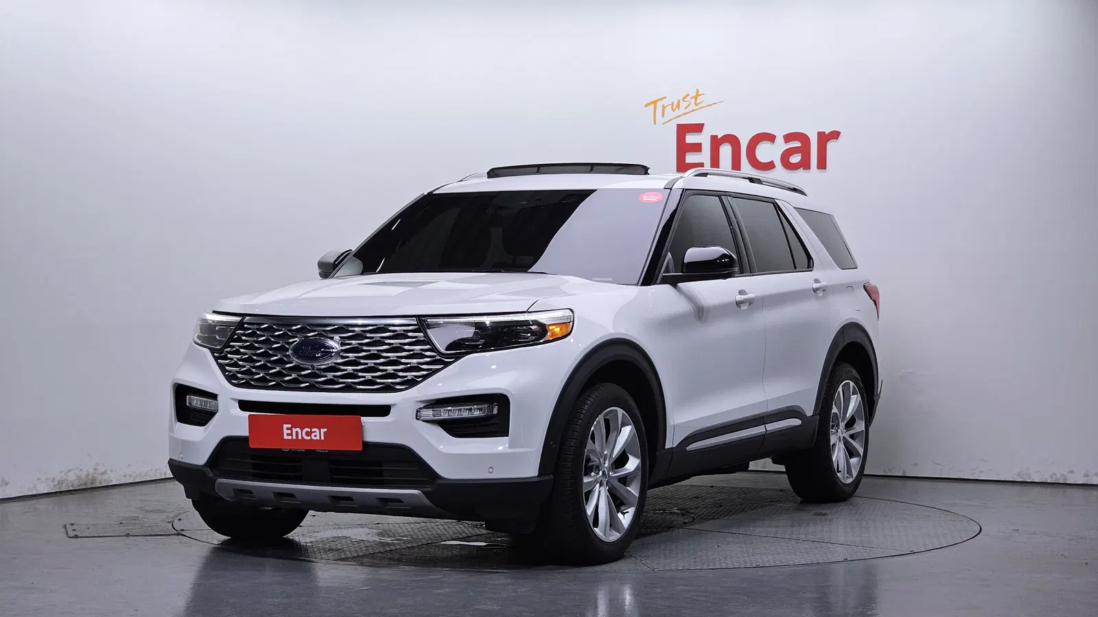 Ford Explorer 6e génération 3.0 Platinum 4WD 2022 — photo 1 sur 36