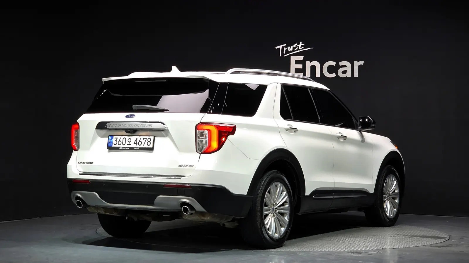Ford Explorer 6e génération 2.3 Limited 4WD 2022 — photo 1 sur 33