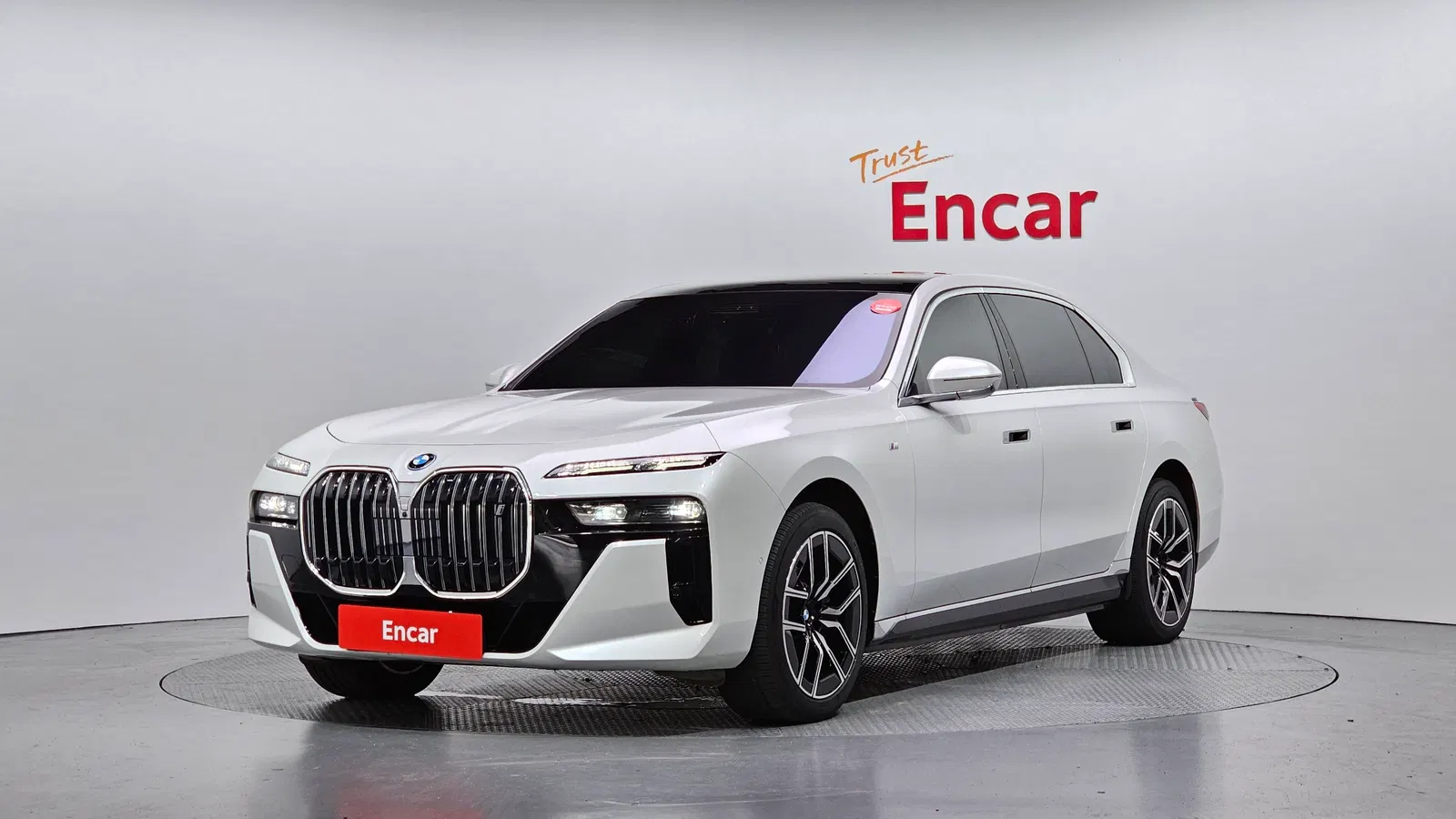 BMW i7 (G70) eDrive 50 M Sport 2024 — photo 1 sur 42