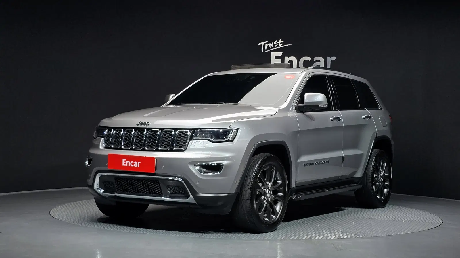 Jeep Grand Cherokee 3.6 Limited 2017 — photo 1 sur 30