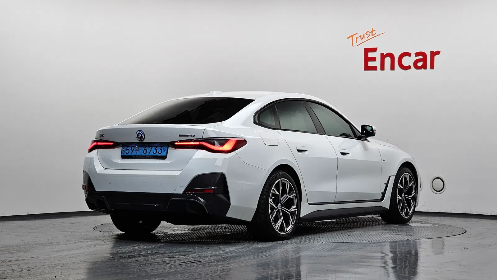 BMW i4 eDrive40 M Sport 2022 — photo 1 sur 35