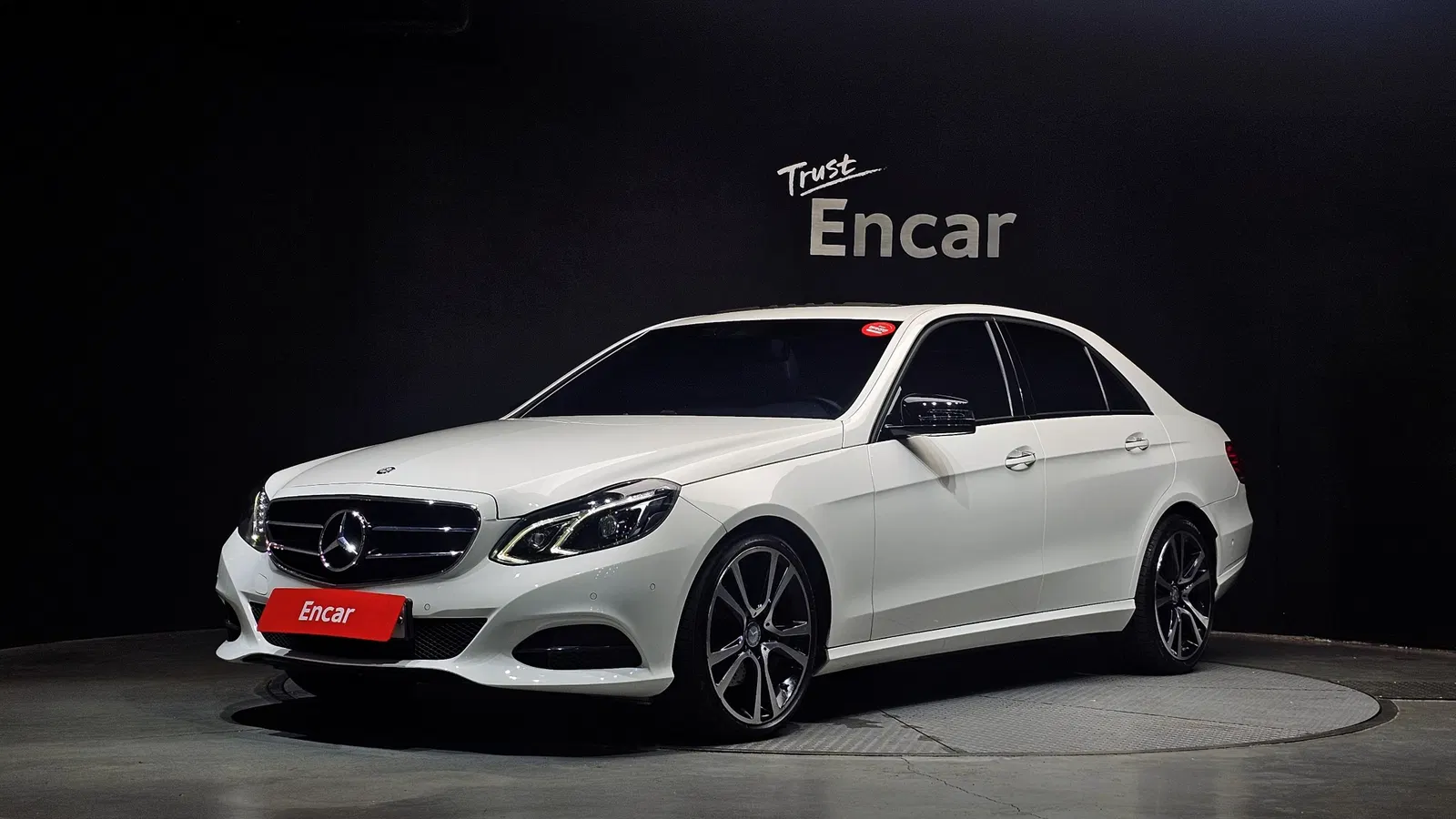 Mercedes-Benz Classe E E220 BlueTEC Avantgarde Sport (W212) 2016 — photo 1 sur 20