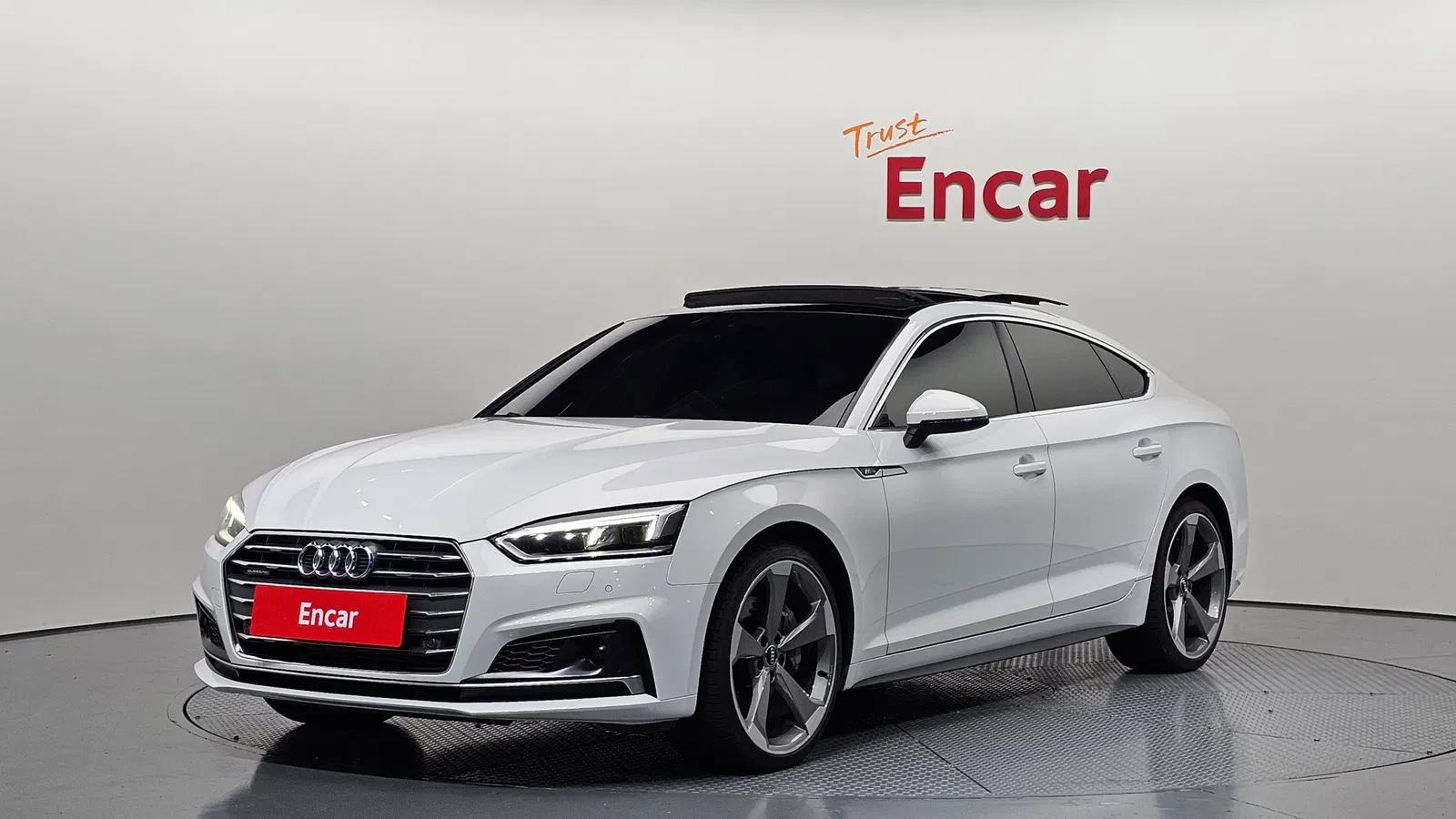 Audi A5 (F5) 45 TFSI Quattro Premium Sportback 2019 — photo 1 sur 32