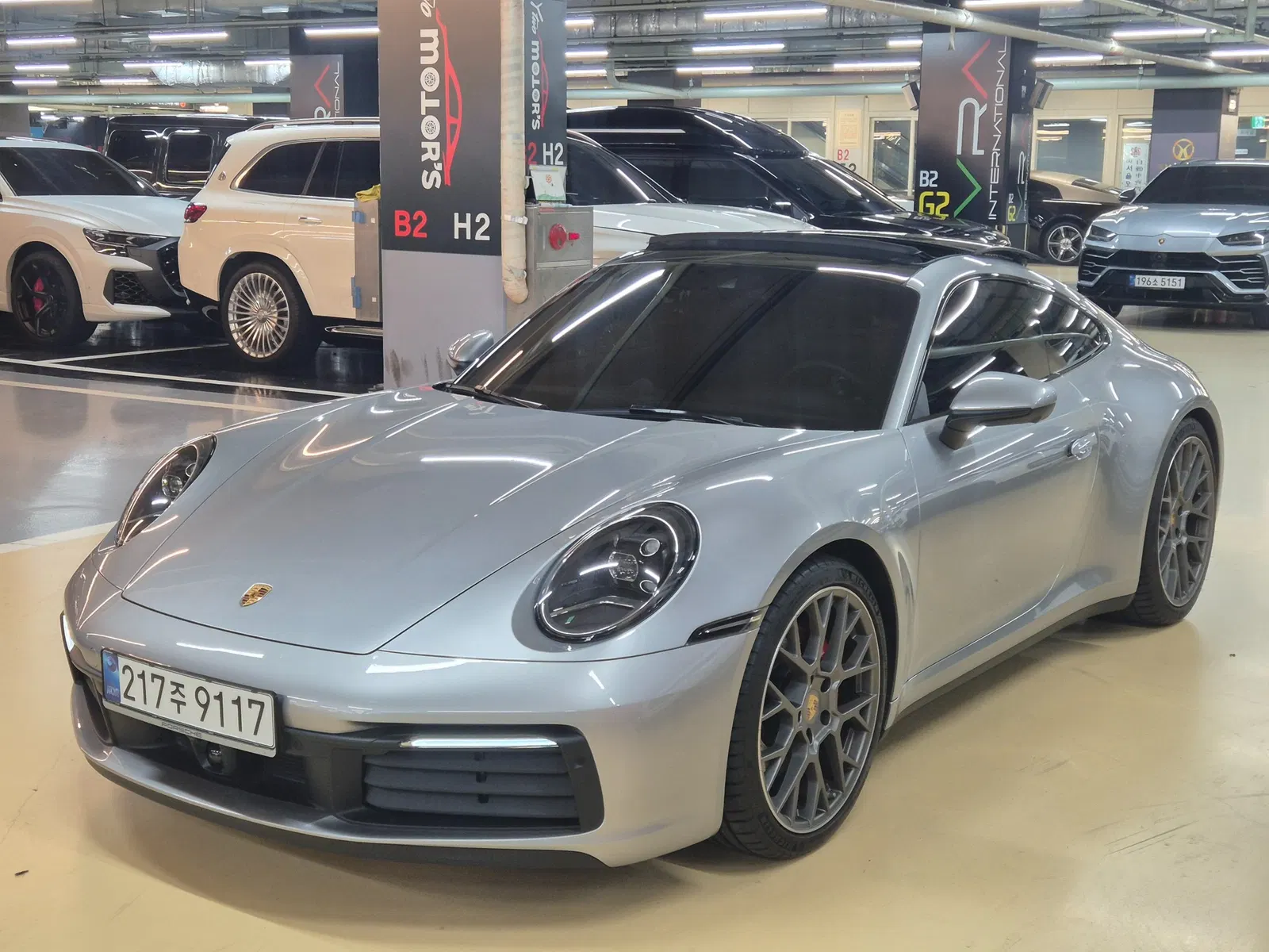 Porsche 911 (992) Carrera 4S 2024 — photo 1 sur 26
