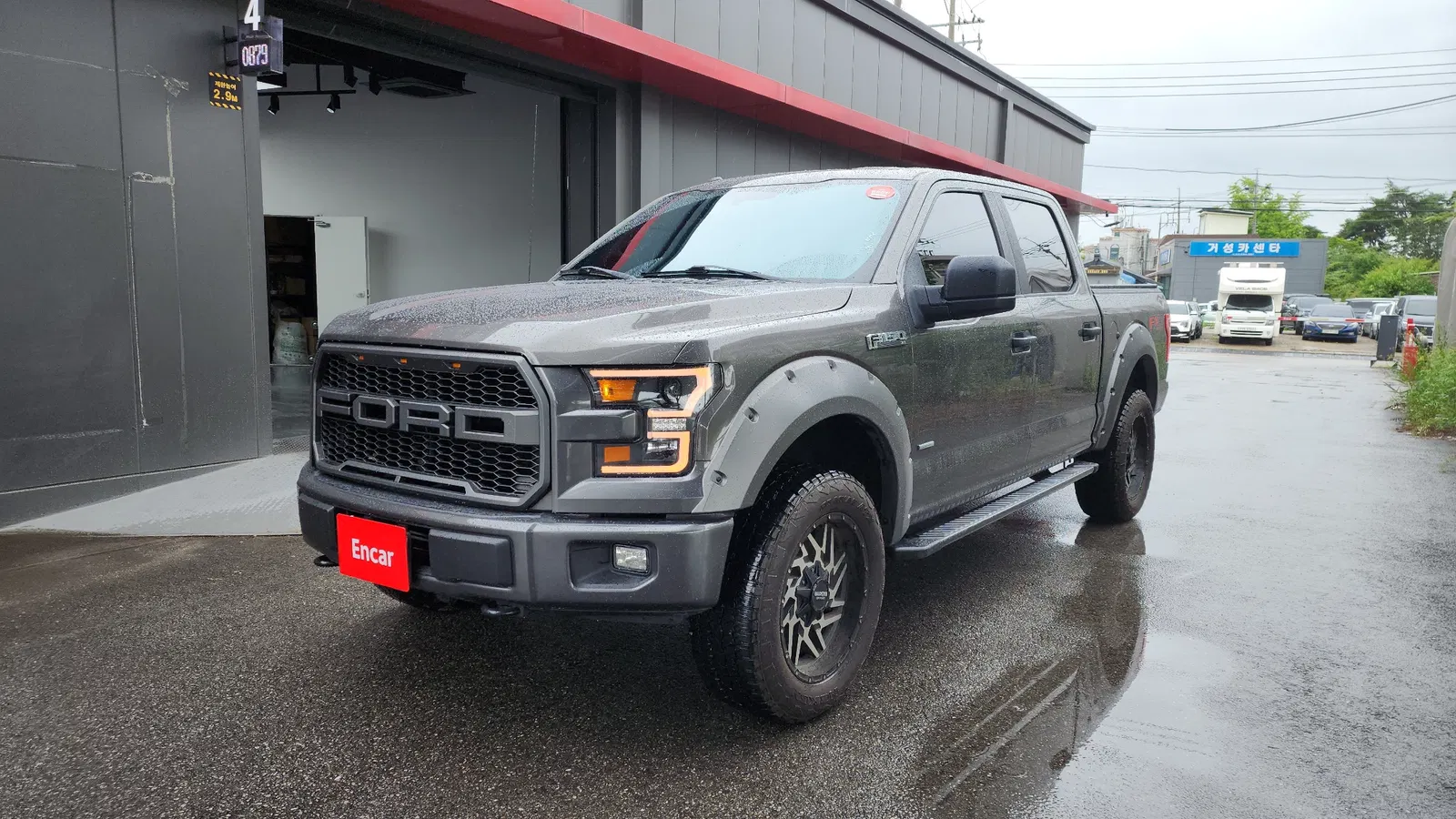 Ford F150 2.7L 2017 — photo 1 sur 31