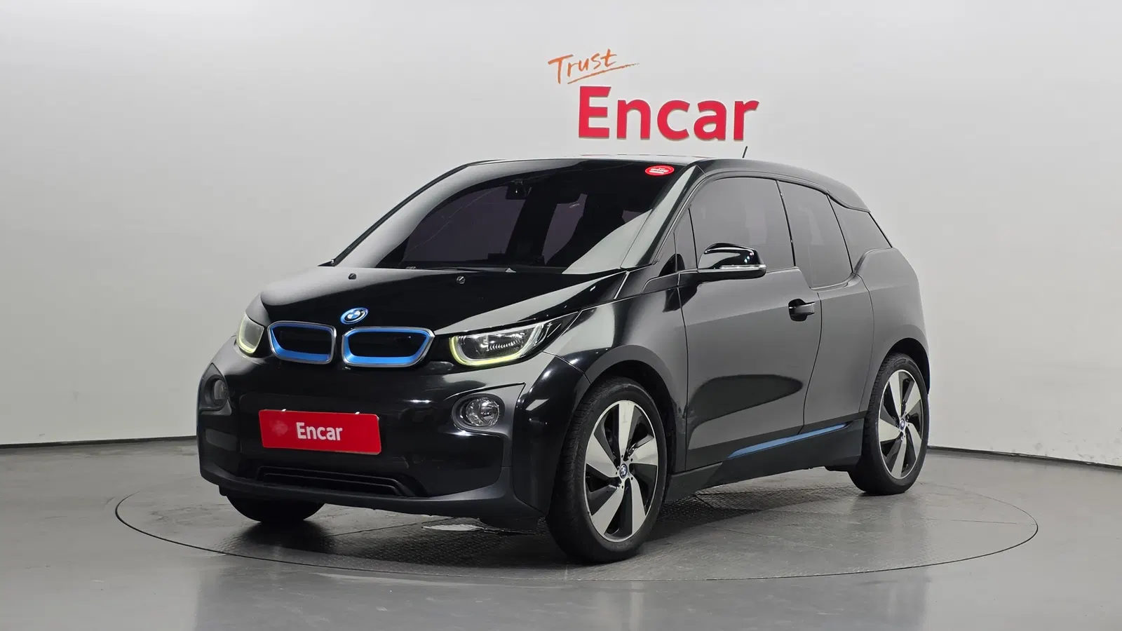 BMW i3 Lux 2014 — photo 1 sur 26
