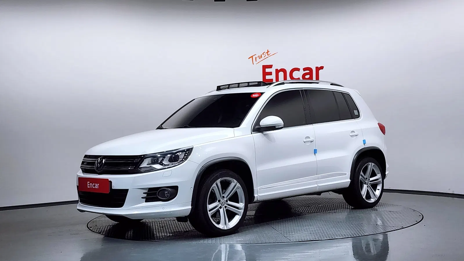 Volkswagen Tiguan 2.0 TDI R-Line 2012 — photo 1 sur 20