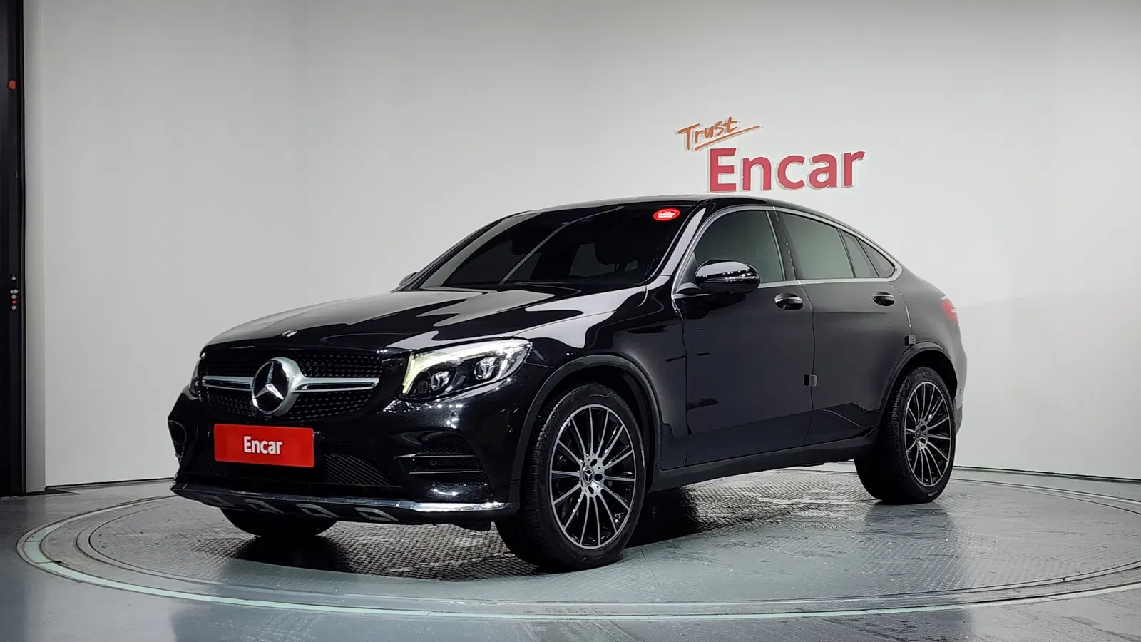 Mercedes-Benz GLC AMG Line · GLC300 4MATIC Coupé (X253) 2019 — photo 1 sur 20