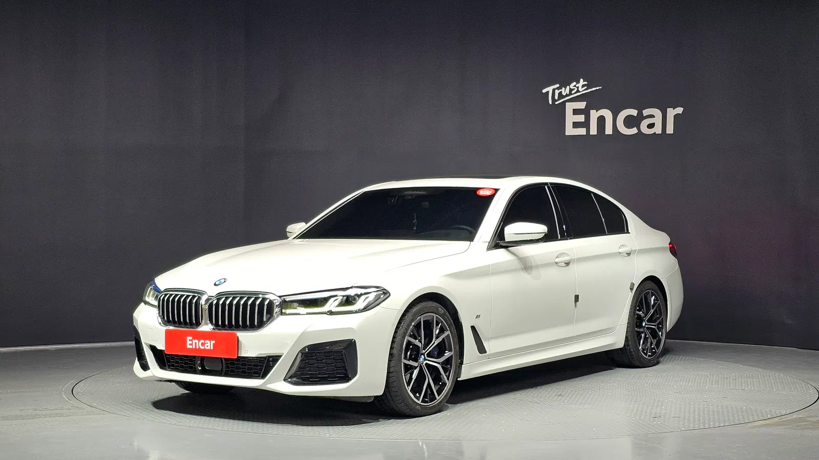BMW Série 5 (G30) 530i M Sport 2023 — photo 1 sur 31