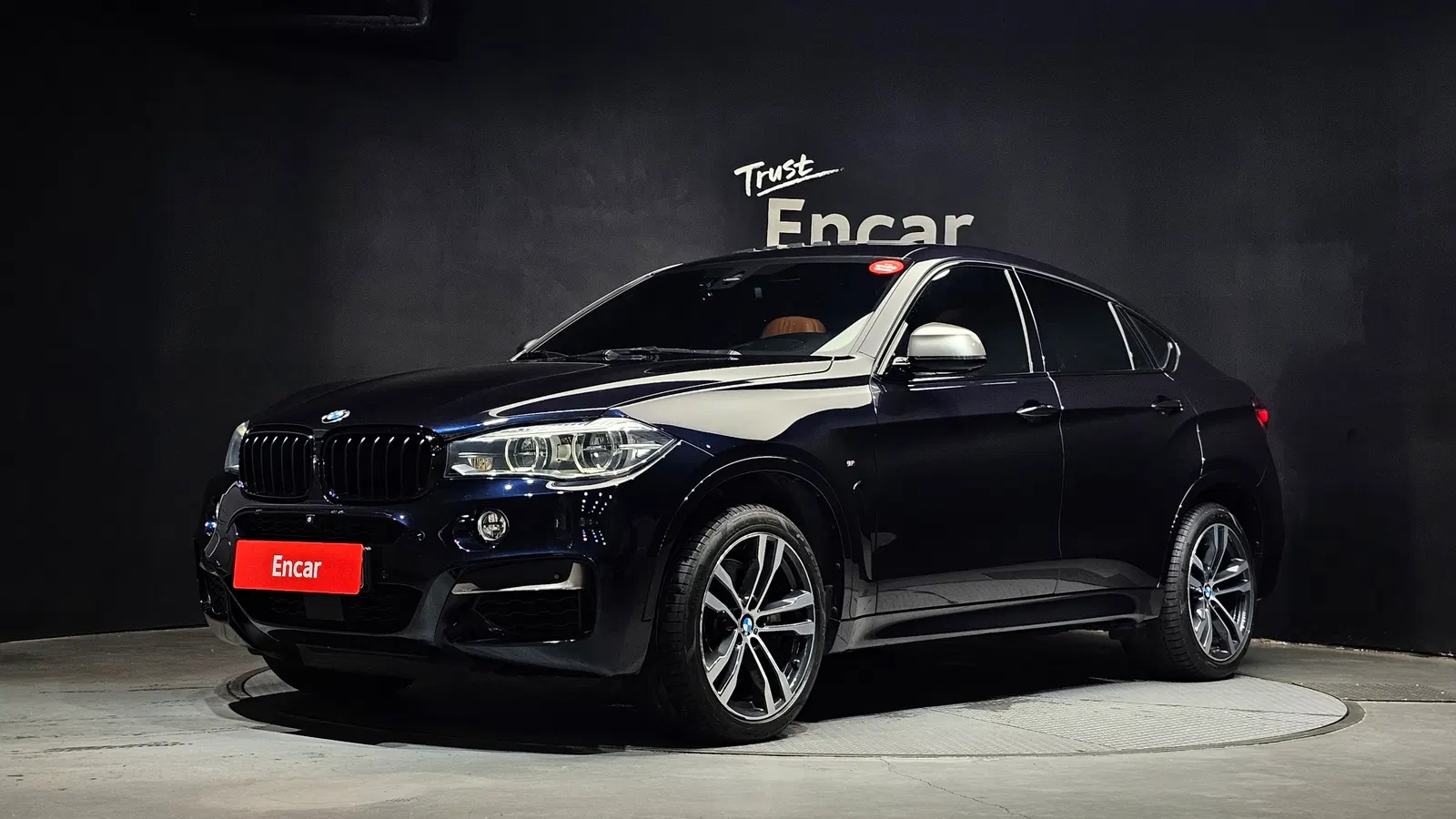 BMW X6 (F16) M50d 2016 — photo 1 sur 25