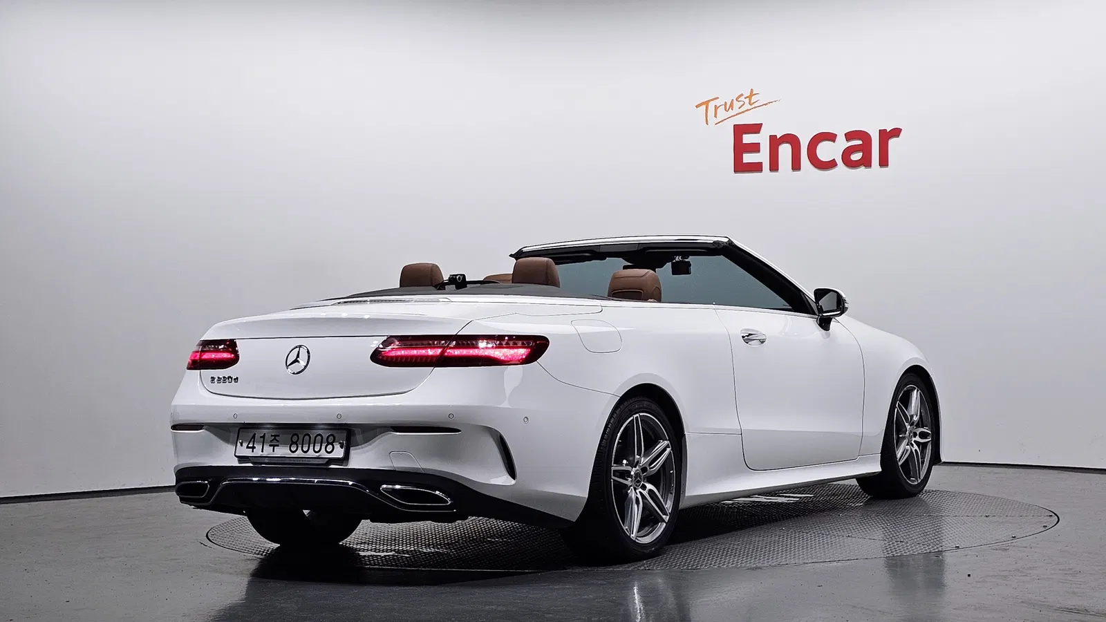 Mercedes-Benz Classe E E220d Cabriolet (W213) 2018 — photo 1 sur 30