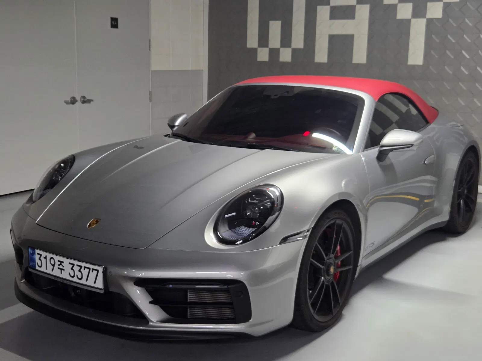 Porsche 911 (992) Carrera GTS Cabriolet 2023 — photo 1 sur 19