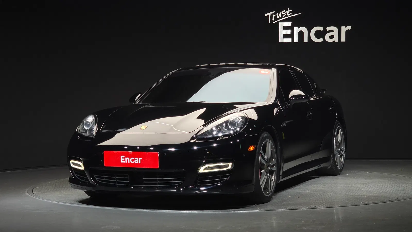 Porsche Panamera 4.8 Turbo 2012 — photo 1 sur 20