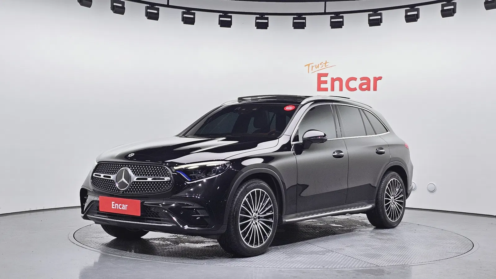 Mercedes-Benz GLC AMG Line · GLC300 4MATIC (X254) 2024 — photo 1 sur 30