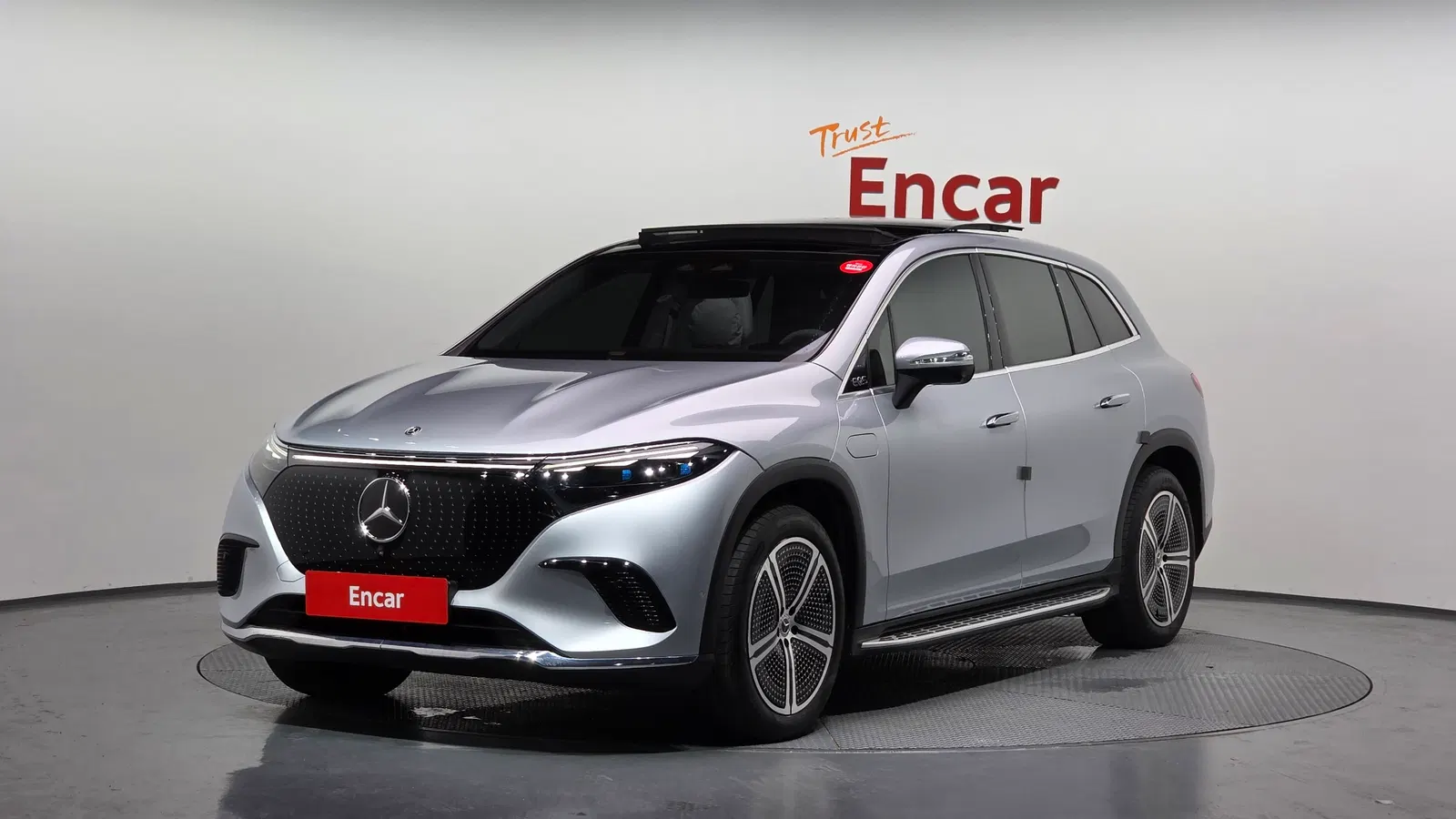 Mercedes-Benz EQS EQS450 4MATIC SUV (X296) 2023 — photo 1 sur 34