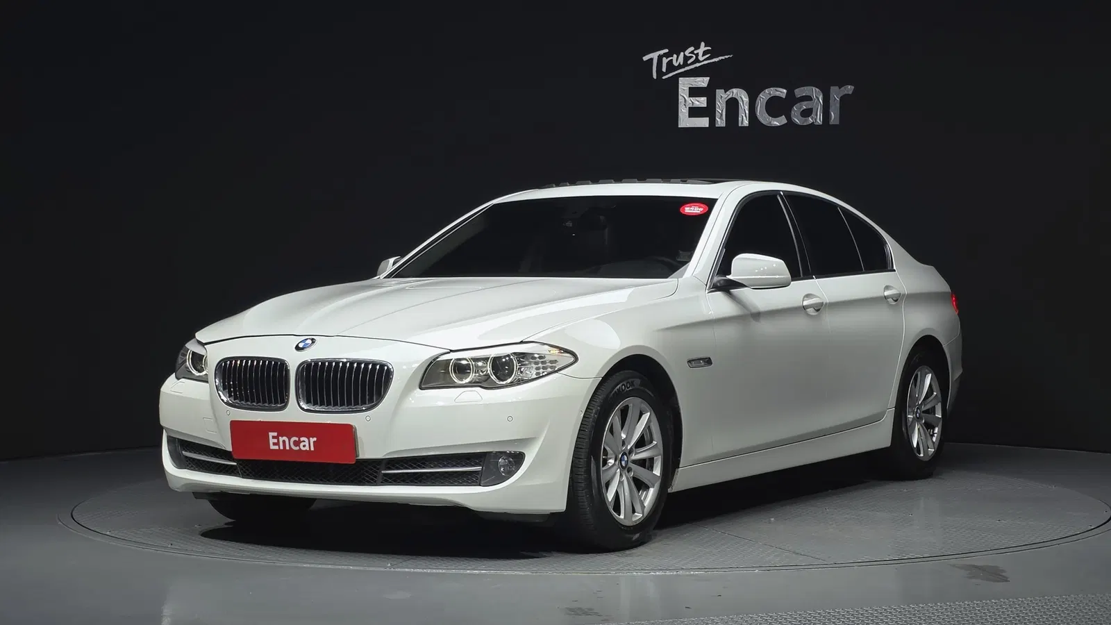 BMW Série 5 (F10) 520d 2013 — photo 1 sur 20