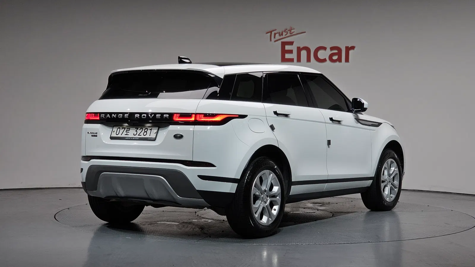 Land Rover Range Rover Evoque 2e génération D150 S 2020 — photo 1 sur 32