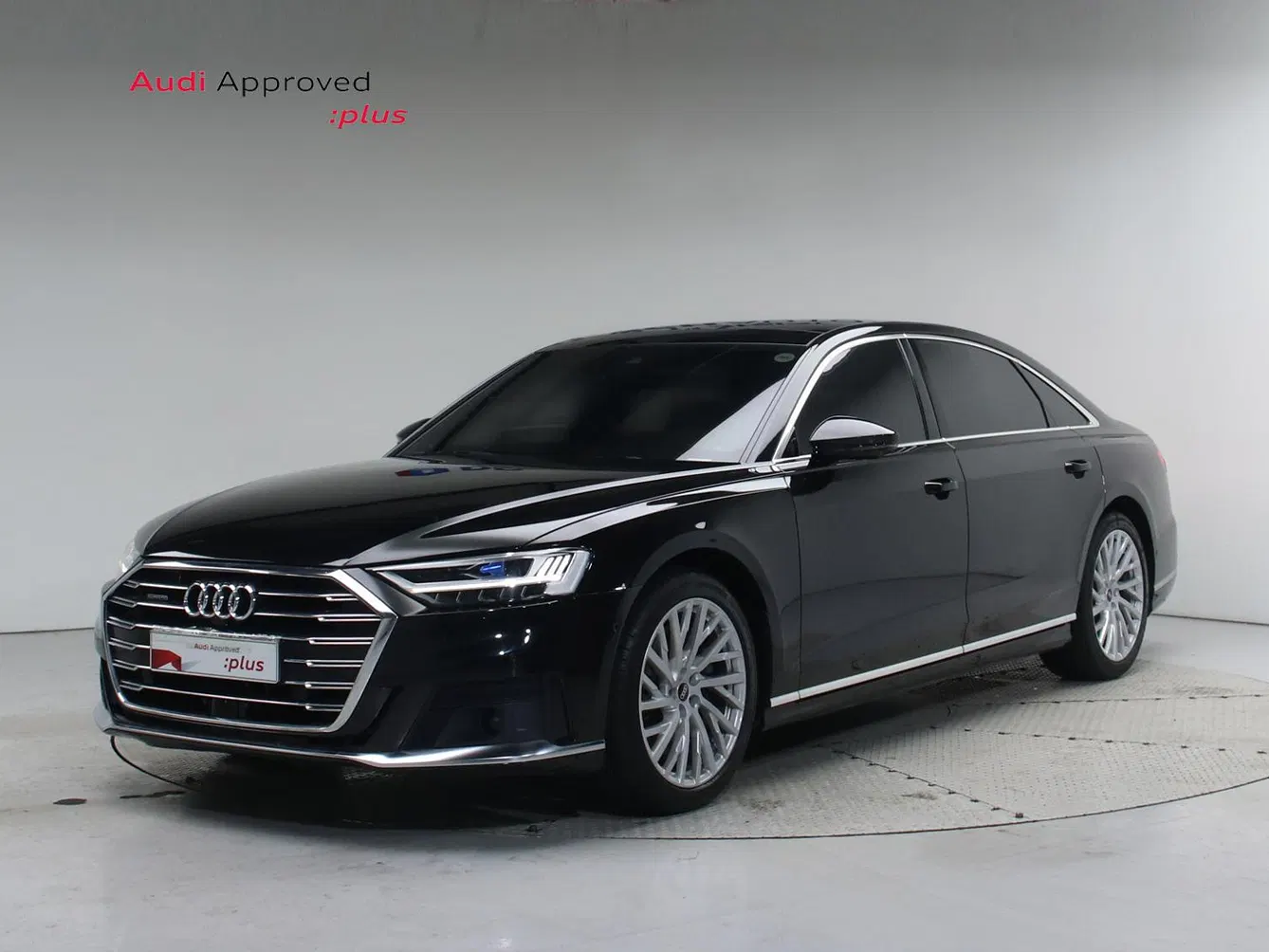 Audi A8 (D5) 55 TFSI Quattro LWB 2021 — photo 1 sur 26