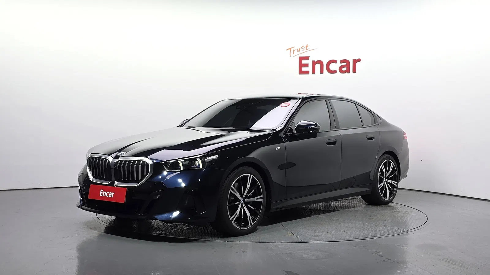 BMW Série 5 (G60) 530i xDrive M Sport 2025 — photo 1 sur 37