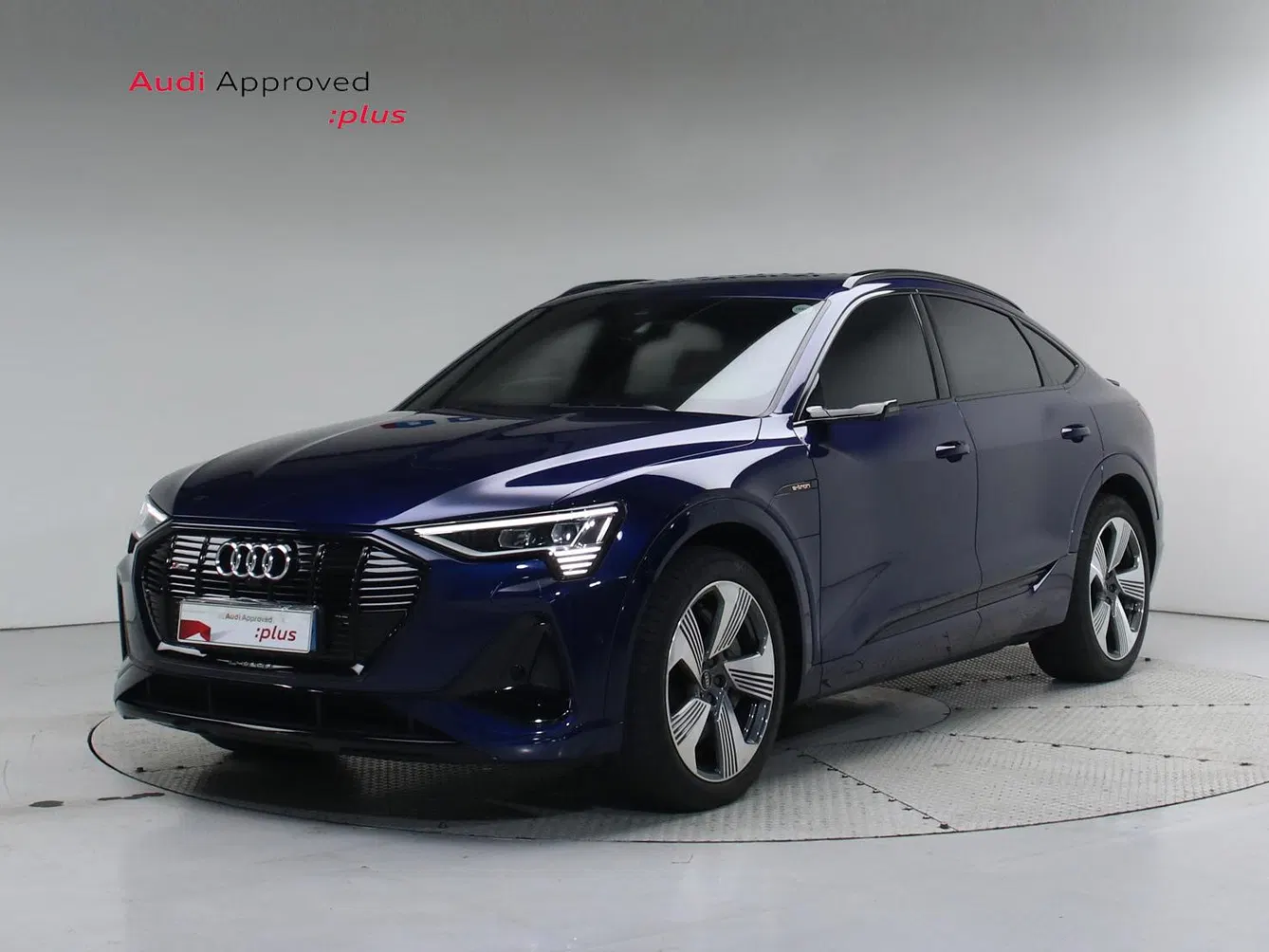 Audi e-tron 55 Quattro Sportback 2022 — photo 1 sur 26