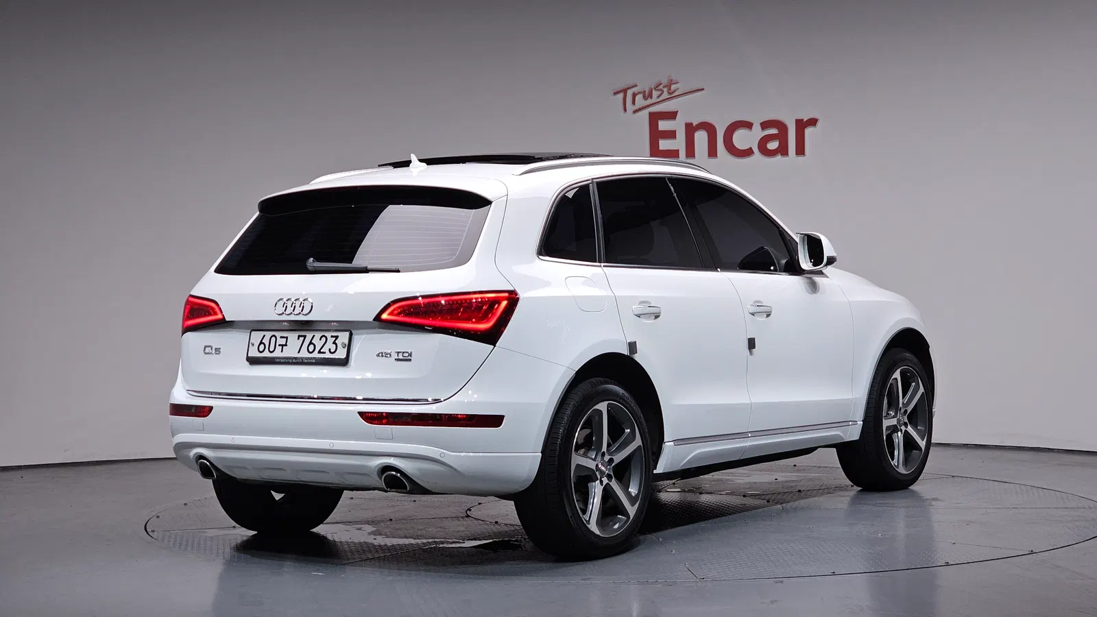 Audi Q5 45 TDI Quattro 2015 — photo 1 sur 36