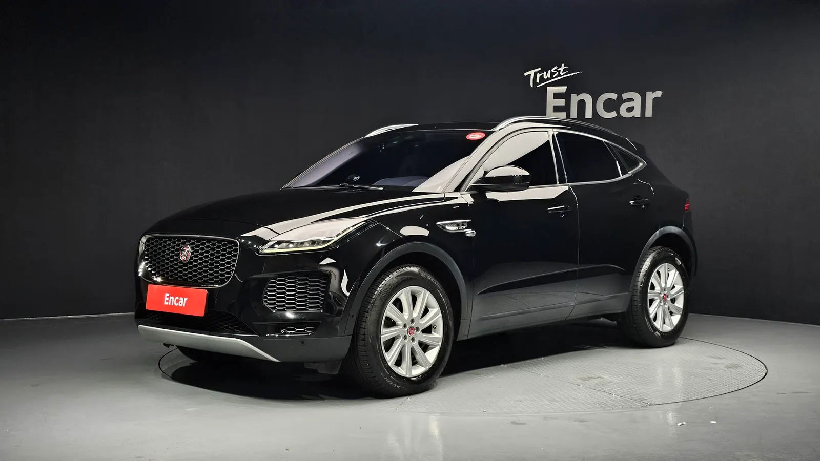 Jaguar E-PACE D180 S 2020 — photo 1 sur 26