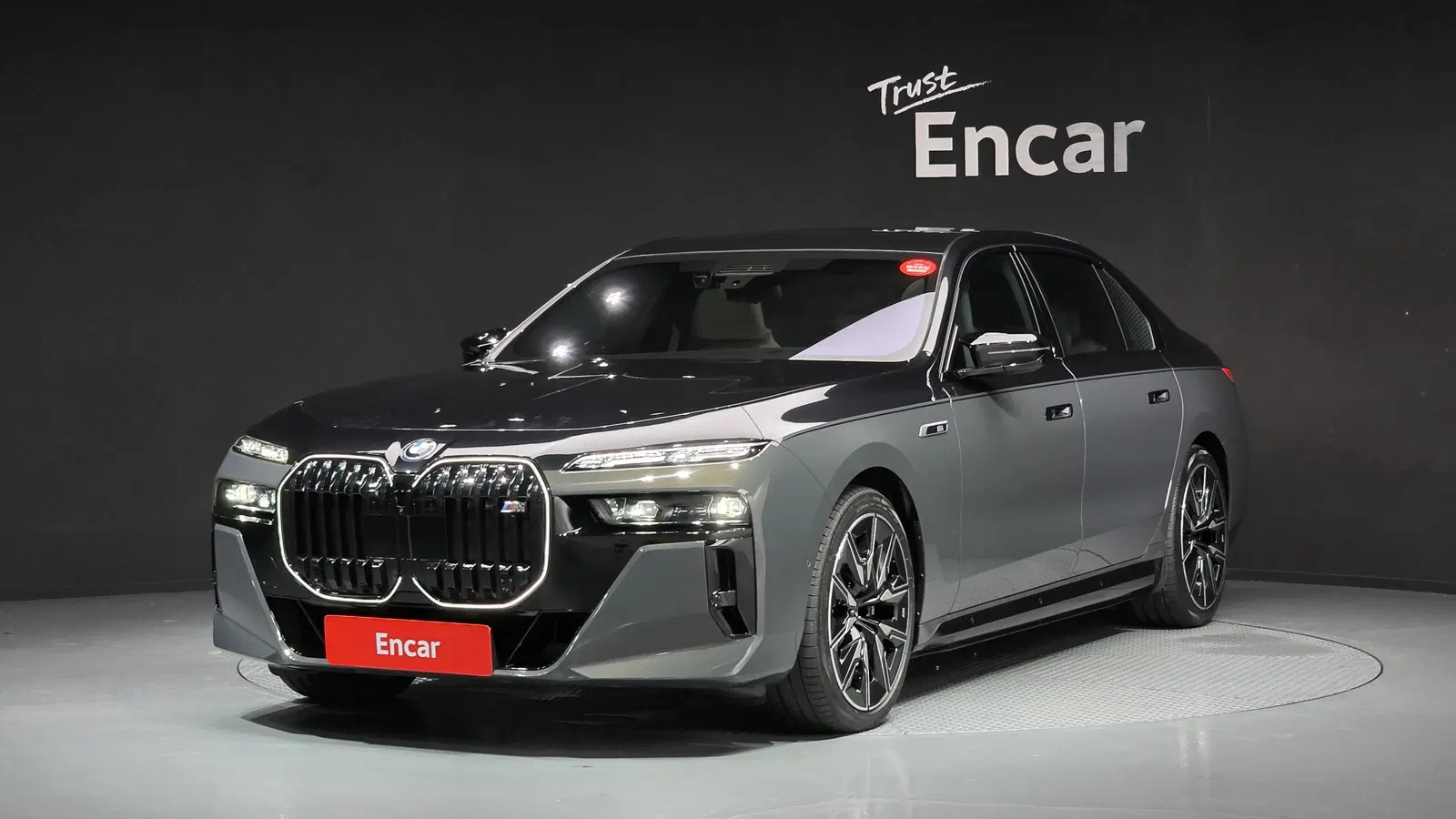 BMW i7 (G70) M70 xDrive M Performance 2025 — photo 1 sur 20