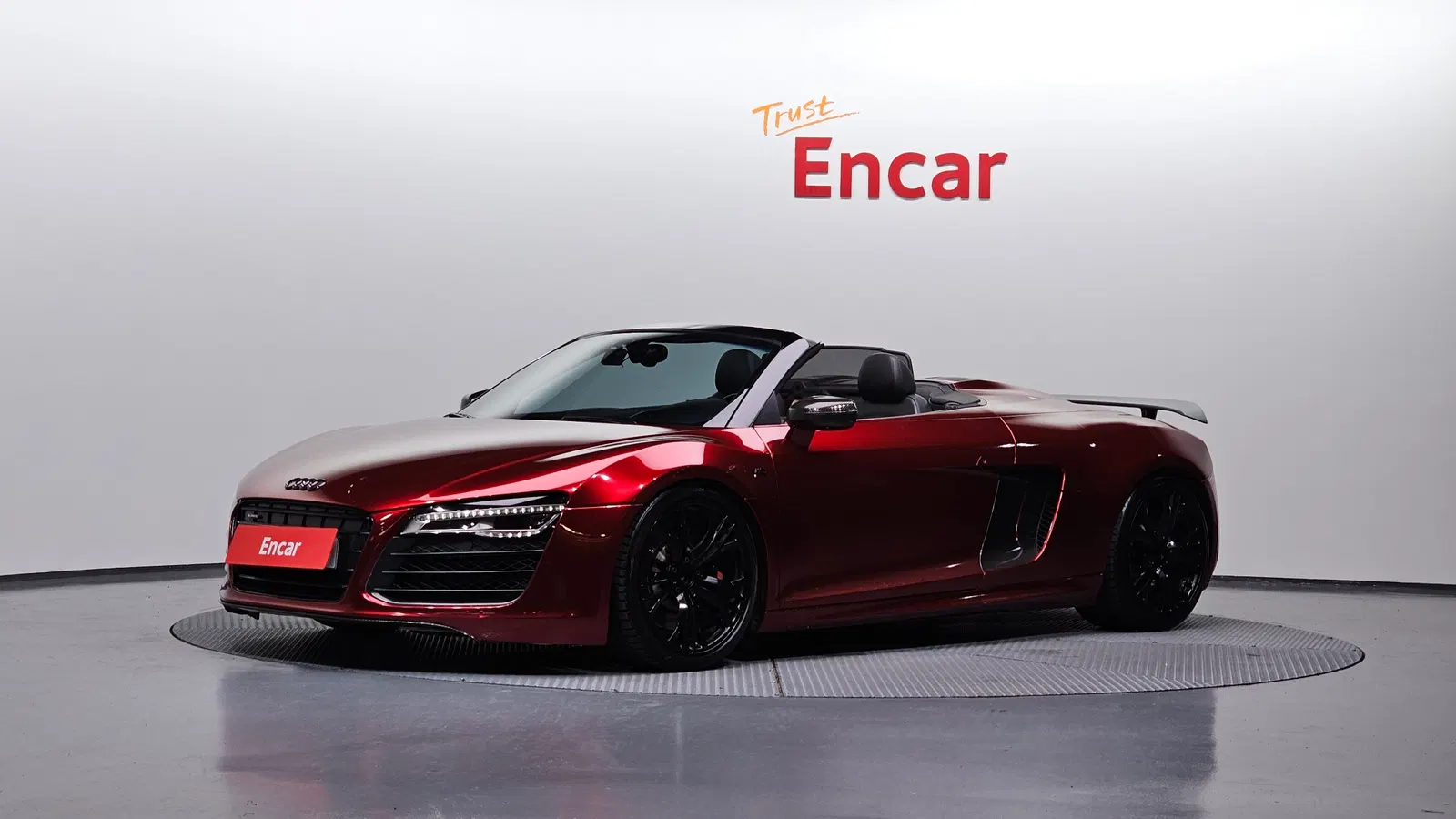 Audi R8 5.2 V10 Spyder 2013 — photo 1 sur 26
