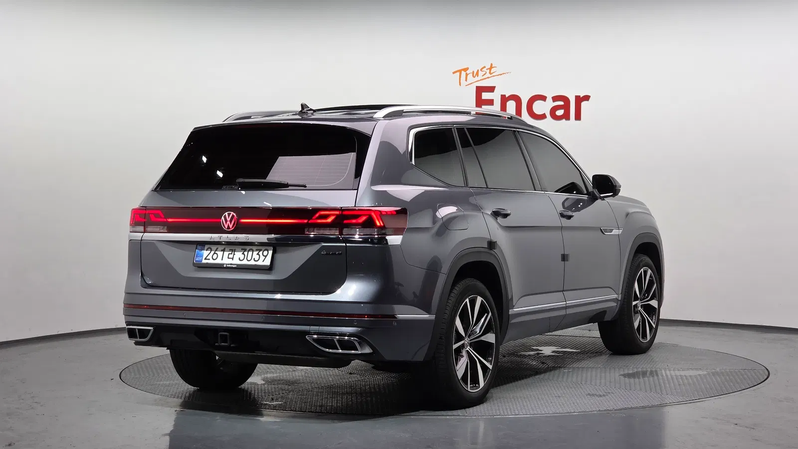 Volkswagen Atlas 2.0 TSI R-LINE 7 places 2025 — photo 1 sur 38