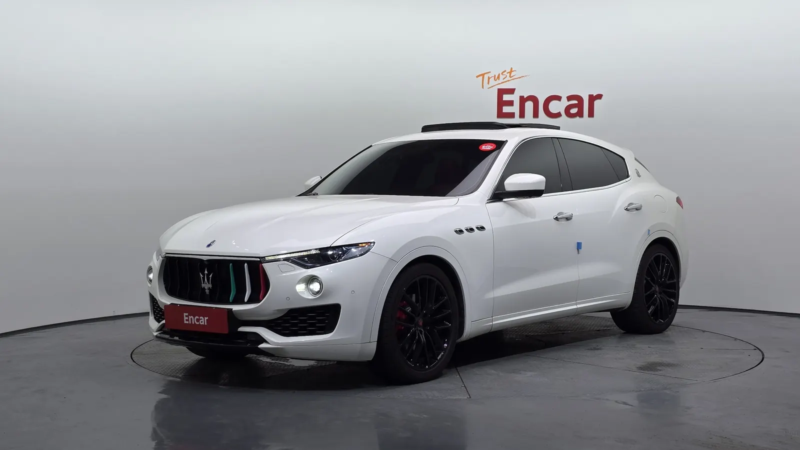 Maserati Levante 3.0 AWD Sport 2017 — photo 1 sur 20