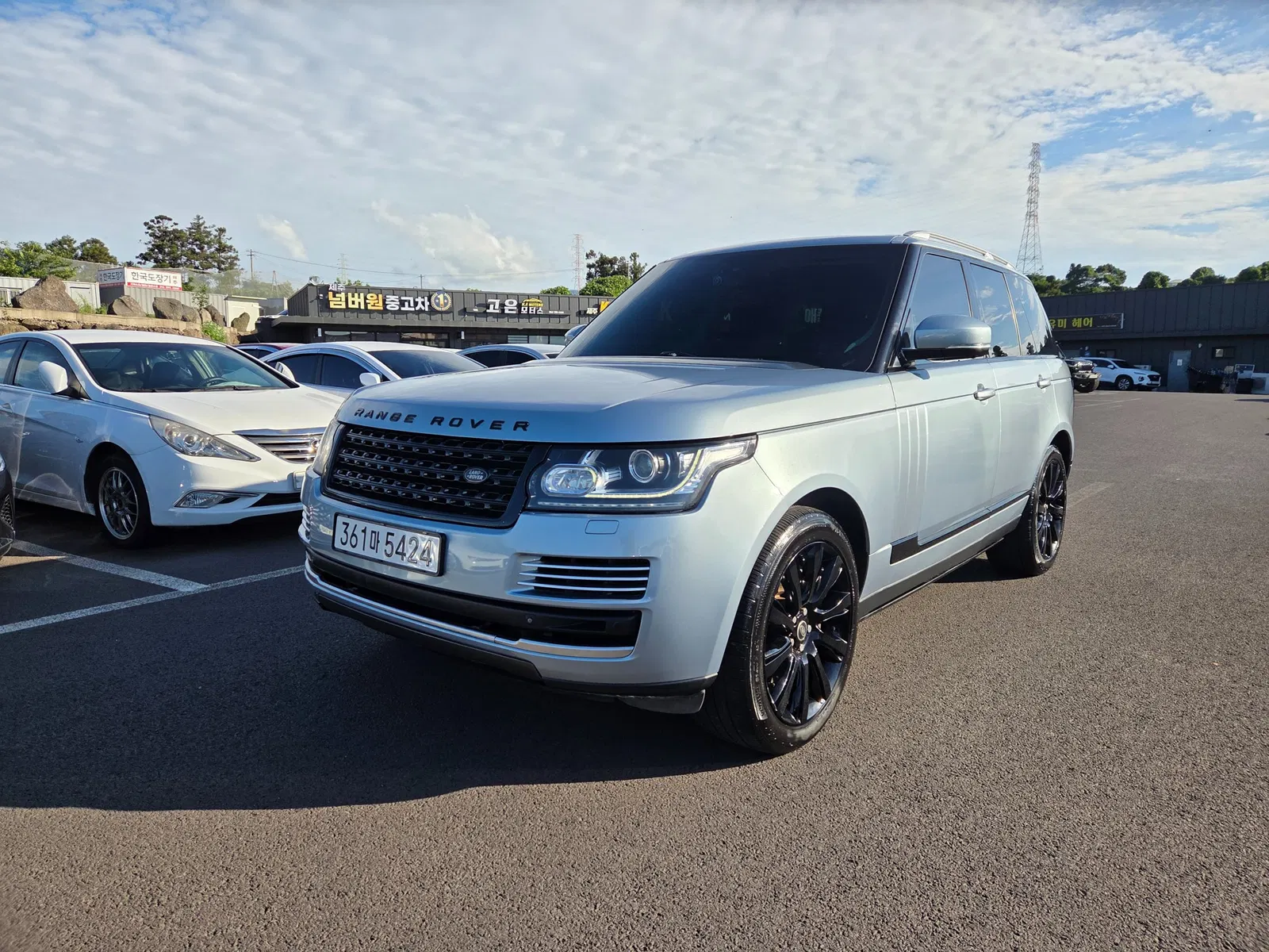 Land Rover Range Rover 4e génération 3.0 TDV6 Vogue SE Diesel 2013 — photo 1 sur 26