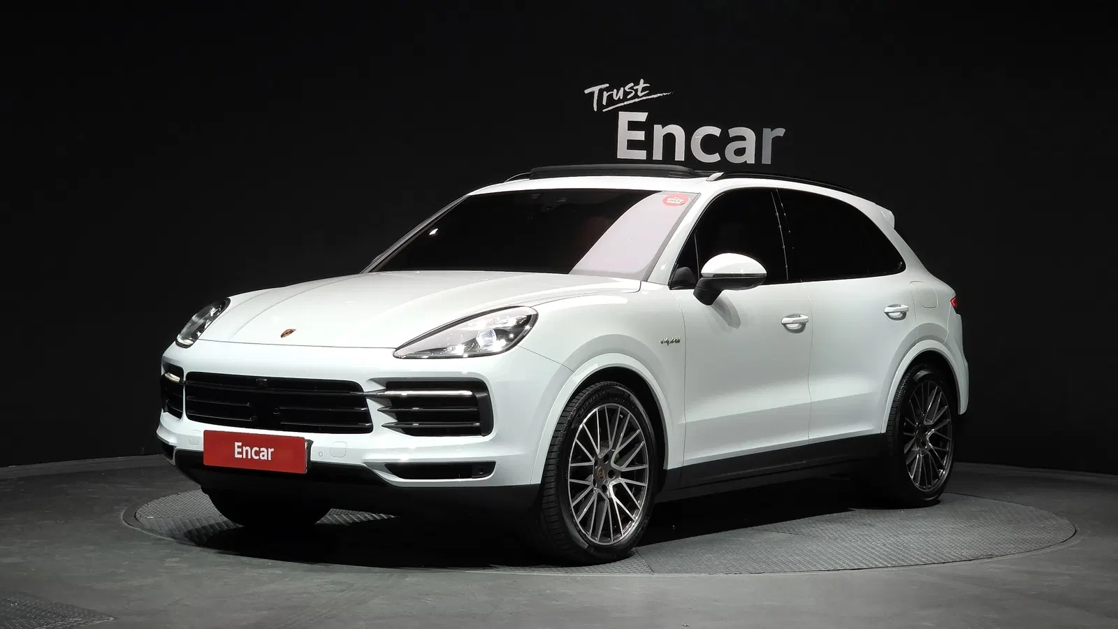 Porsche Cayenne (PO536) 3.0 E-Hybride 2022 — photo 1 sur 20