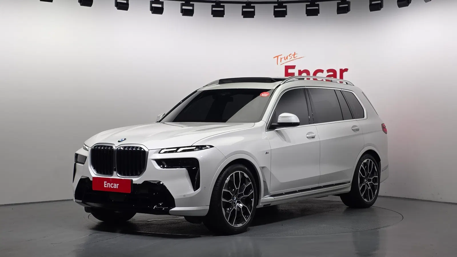 BMW X7 (G07) xDrive 40i M Sport 7 places 2025 — photo 1 sur 8