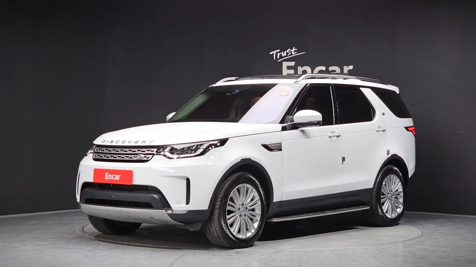 Land Rover Discovery 5 3.0 SD6 HSE Luxury 2019 — photo 1 sur 40