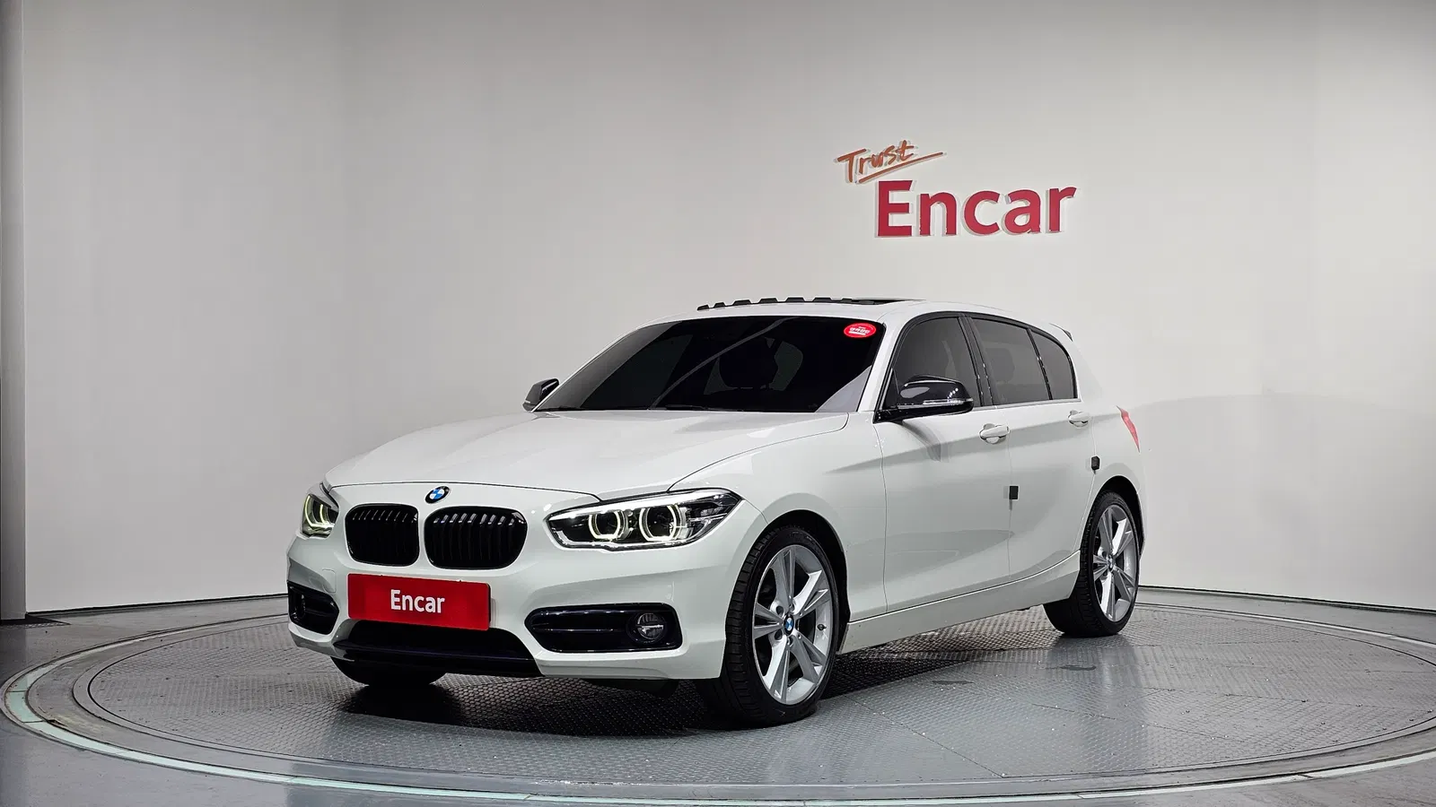 BMW Série 1 (F20) 118d Sport 5 portes 2019 — photo 1 sur 20