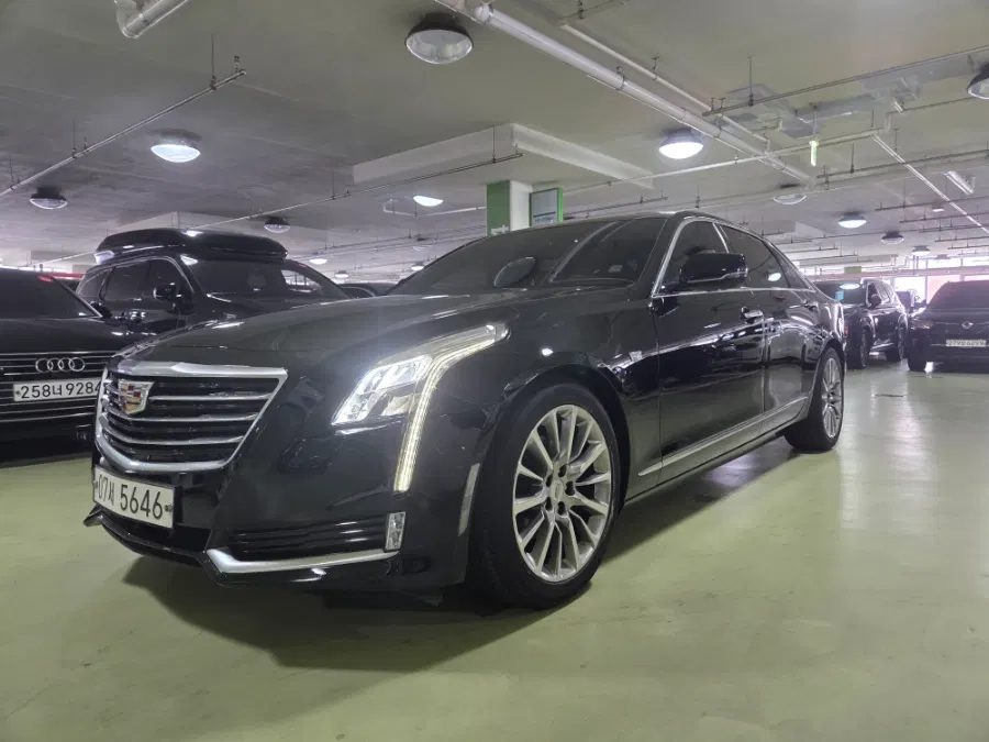 Cadillac CT6 2.0 Turbo 2018 — photo 1 sur 26