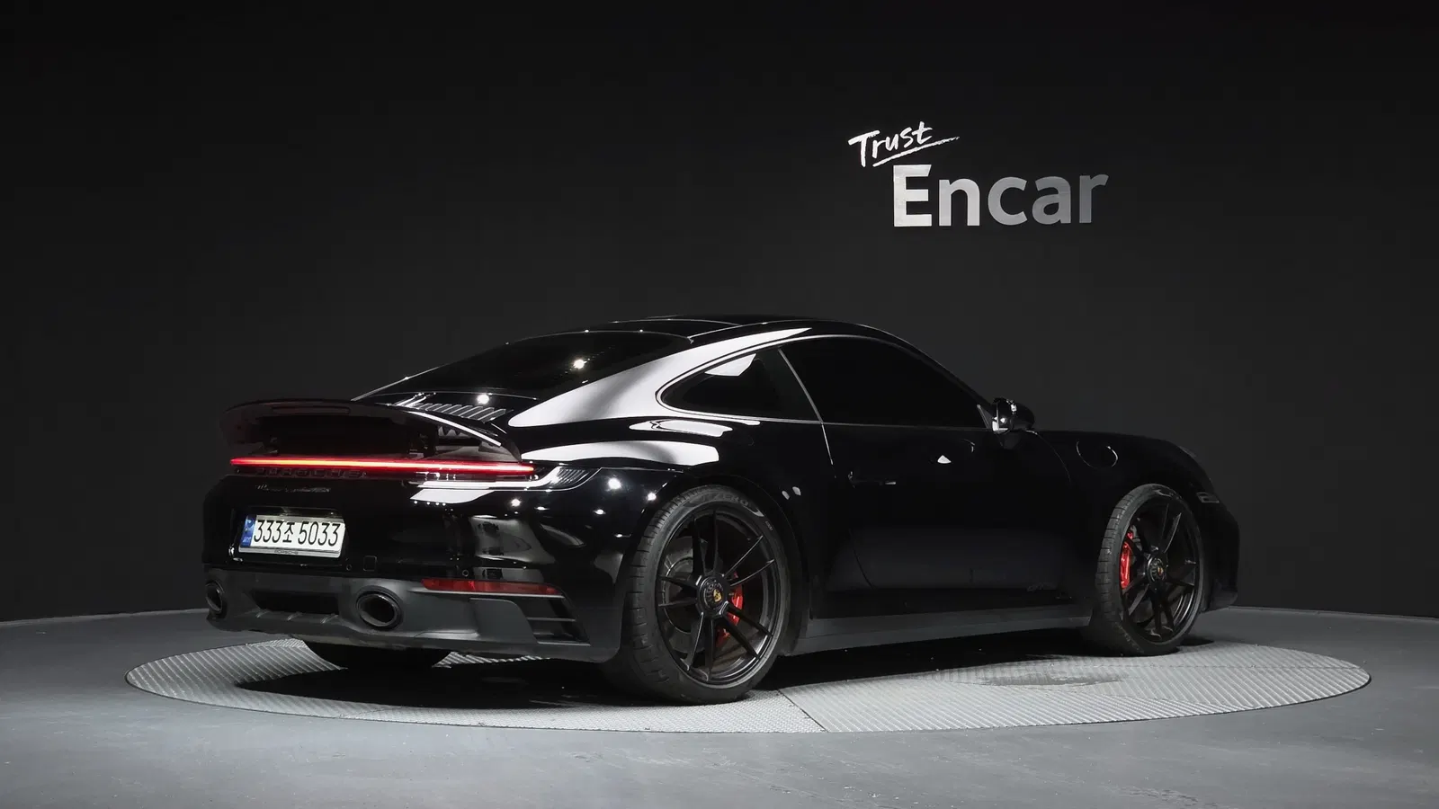 Porsche 911 (992) Carrera 4 GTS 2023 — photo 1 sur 34