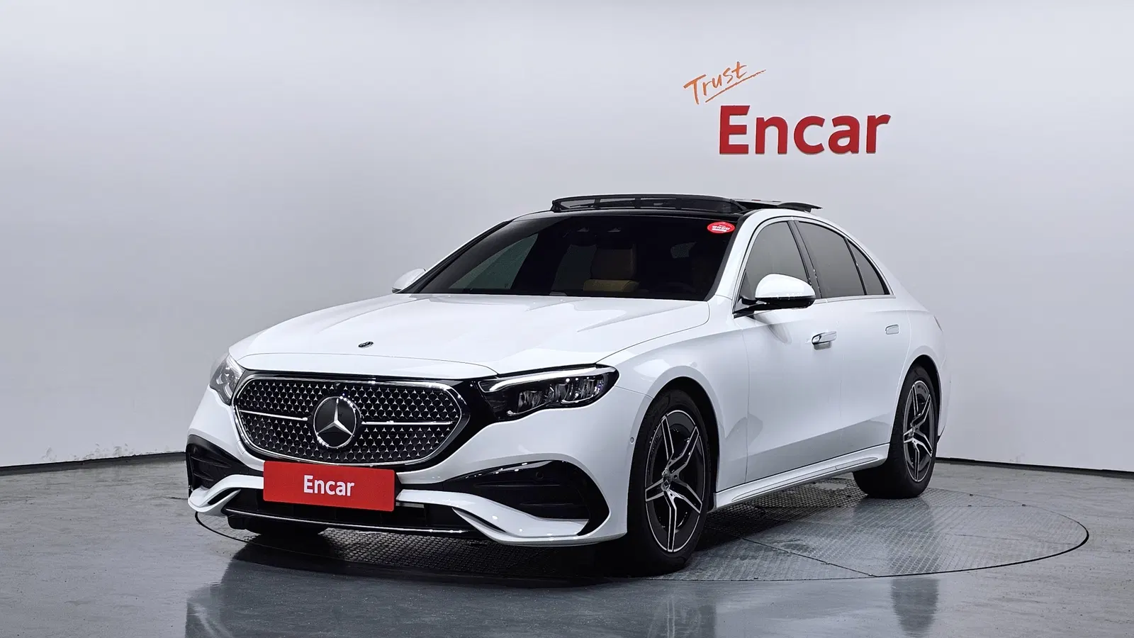 Mercedes-Benz Classe E AMG Line · E200 (W214) 2026 — photo 1 sur 30