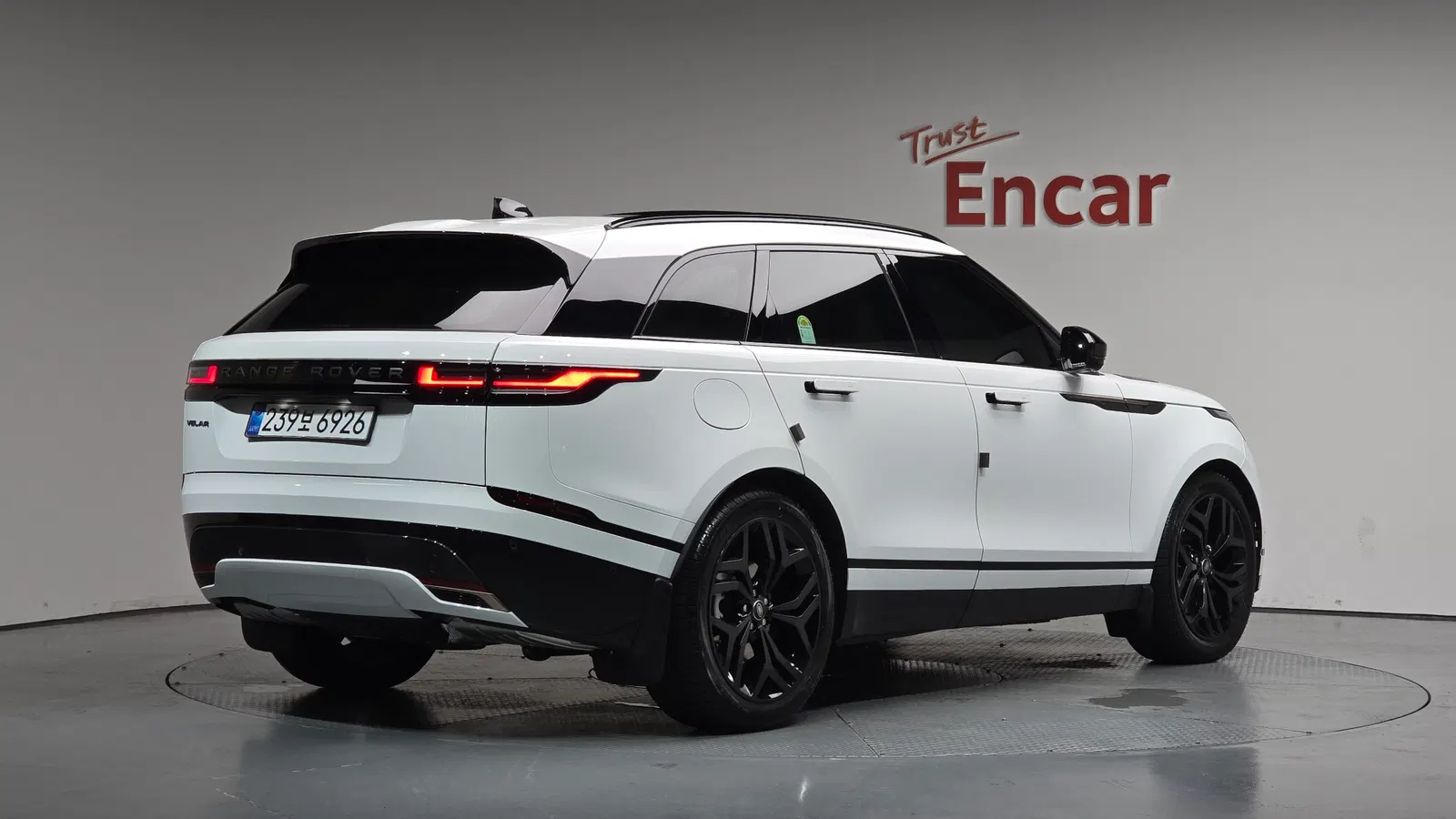 Land Rover Range Rover Velar 3.0 P400 Dynamic HSE 2025 — photo 1 sur 43