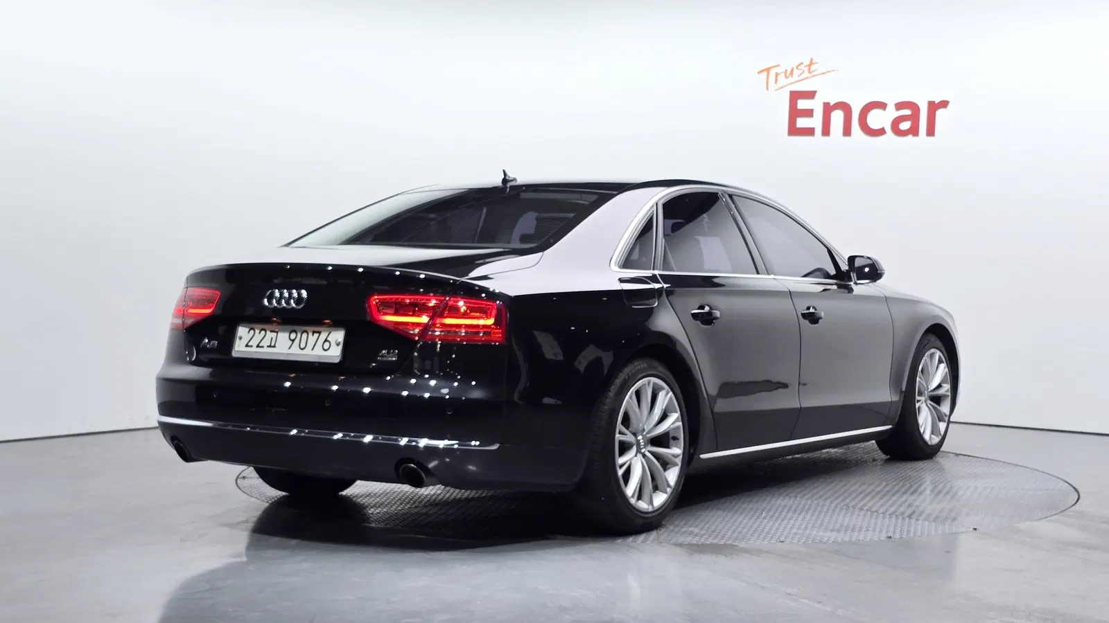 Audi A8 4.2 FSI Quattro RSE 2011 — photo 1 sur 32